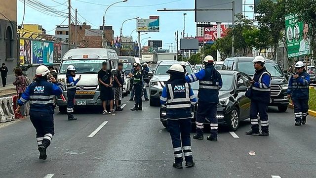 ATU interviene 13 vehículos informales en la av. La Marina