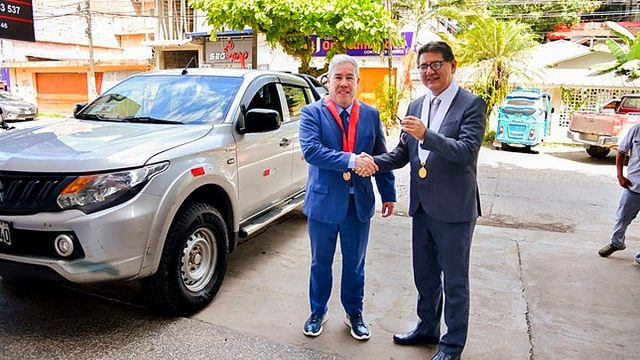 Corte de Huánuco fortalece el servicio de justicia en Leoncio Prado con la entrega de vehículo oficial