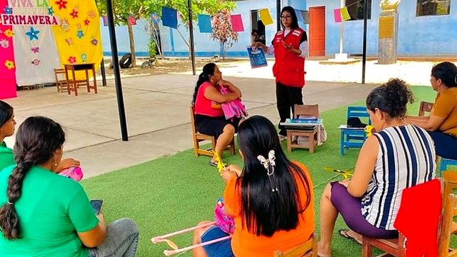 PAE capacita a comités de 369 escuelas de Tumbes para prevenir riesgos en el servicio alimentario ante el fenómeno El Niño
