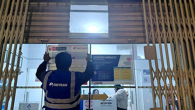 Sutran paraliza clínica en Juliaca por presunta suplantación de médico en evaluaciones para brevets