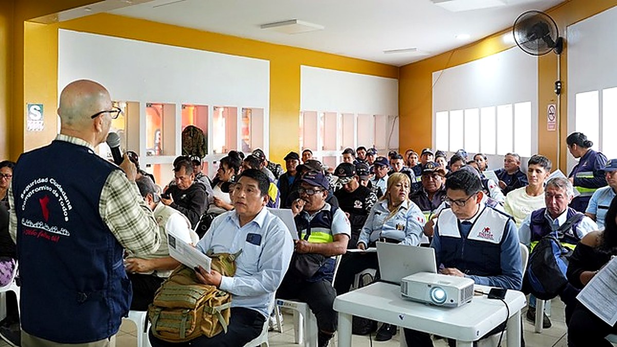 Mininter fortalece la seguridad ciudadana capacitando a 86 comités locales y regionales en Apurímac