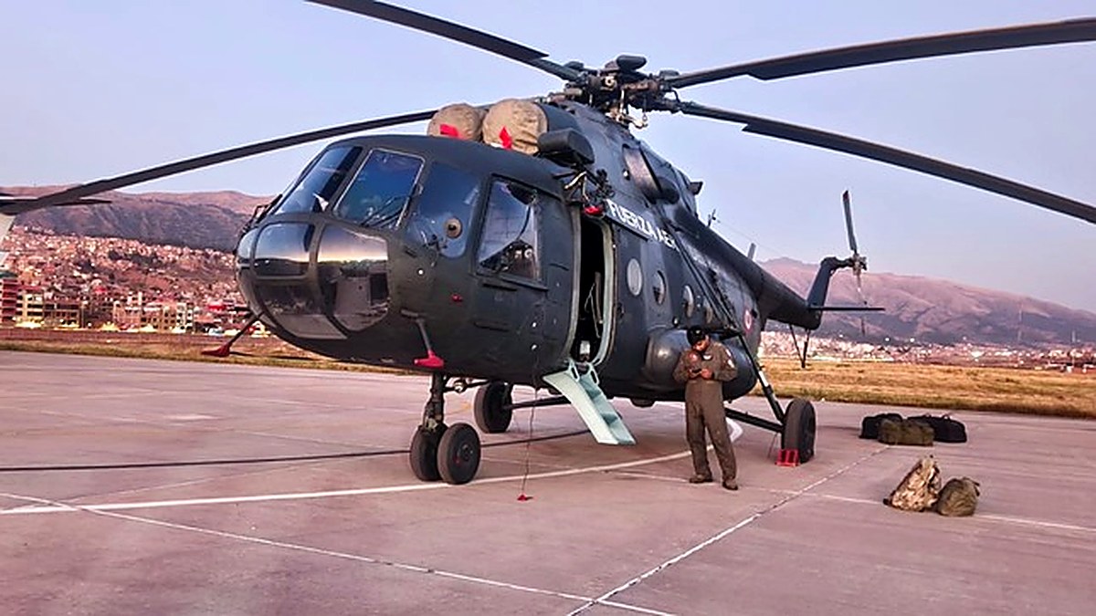 Cusco Refuerza Atención Aérea Contra Incendios Forestales En La Región Con Avión Spartan Y Helicóptero MI-17