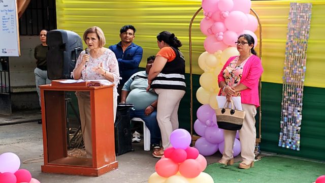 Vicepresidenta del Tribunal Constitucional Luz Pacheco visitó el establecimiento penitenciario de mujeres de Sullana y donó libros