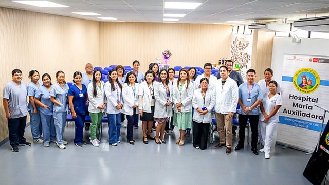 Hospital María Auxiliadora capacita a familias en rehabilitación y lenguaje